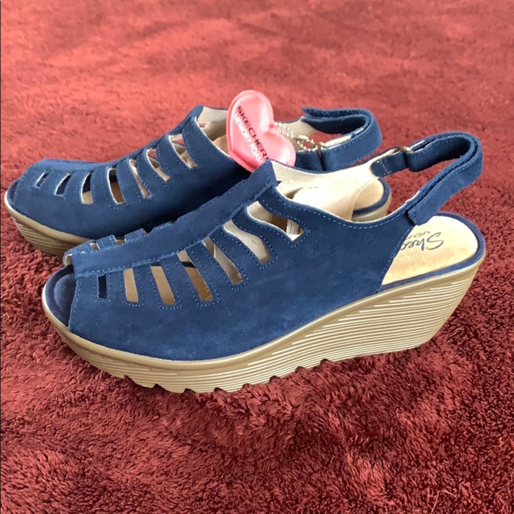 Sketchers memory foam blue sandals strappy 10 NEW